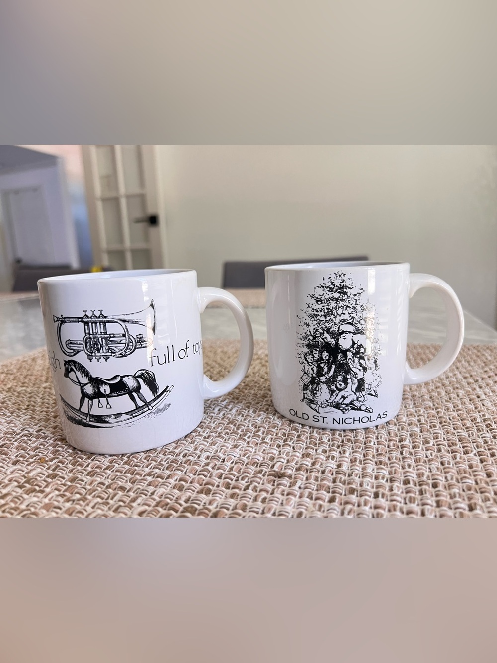 Vintage GHC England Holiday Coffee Mugs Set